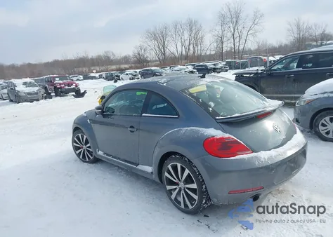2012 Volkswagen Beetle 2.0T Turbo z USA, uszkodzony, nr VIN 3VWVA7AT3CM648953